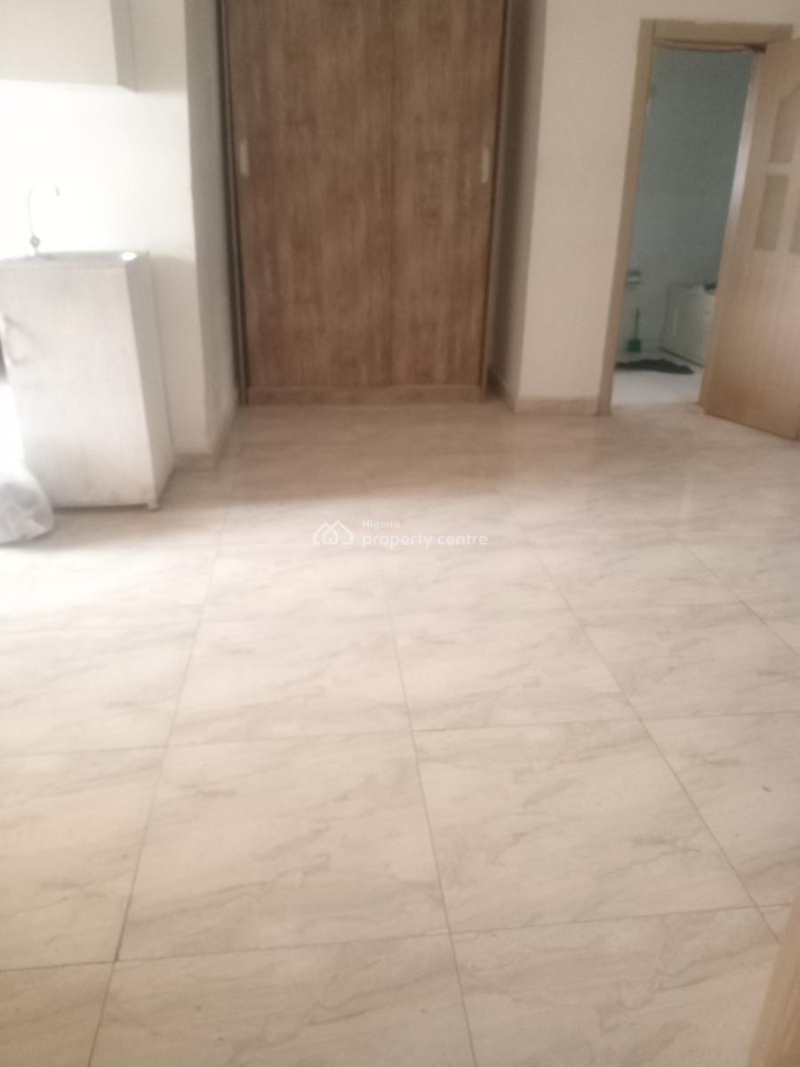 a Masterbed with Separate Prepaid Meter and Studio Kitchen, Chevron Drive Carlton Gate Estate, Lekki, Lagos, Self Contain (single Rooms) for Rent