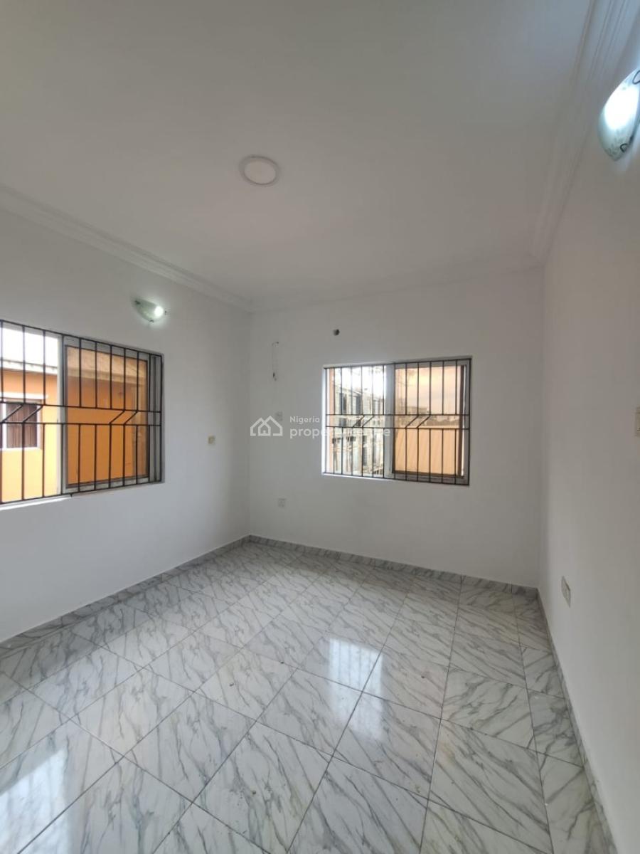 Luxury 3 Bedroom Upper Flat in a Very Nice & Secured Serene, Salem, Ikate, Lekki, Lagos, Flat / Apartment for Rent