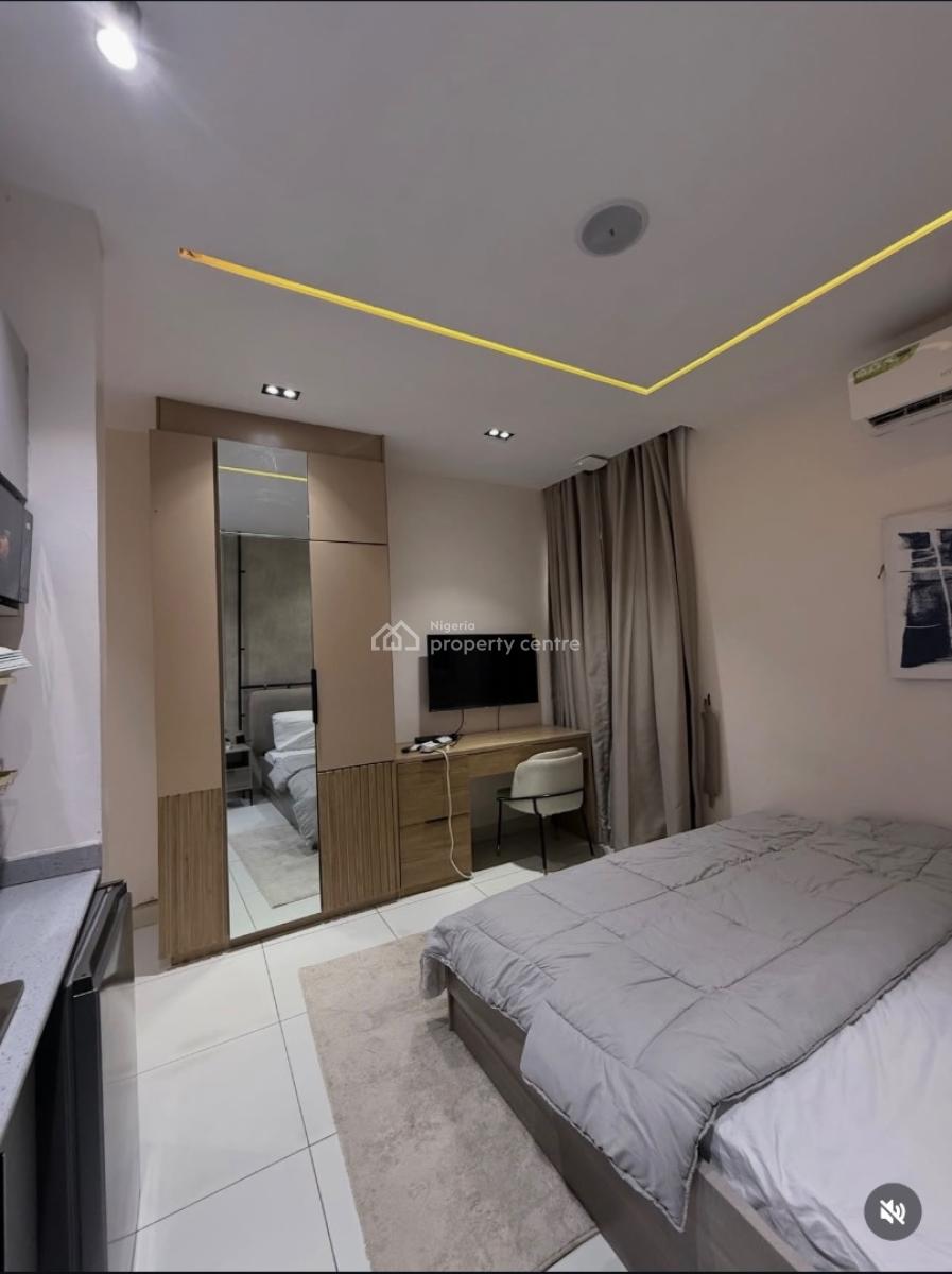 Experience Premium Living in The Heart of Surulere, Own a Fully Furnished Home in a Serene and Secured Environment, Surulere, Lagos, Flat / Apartment for Sale