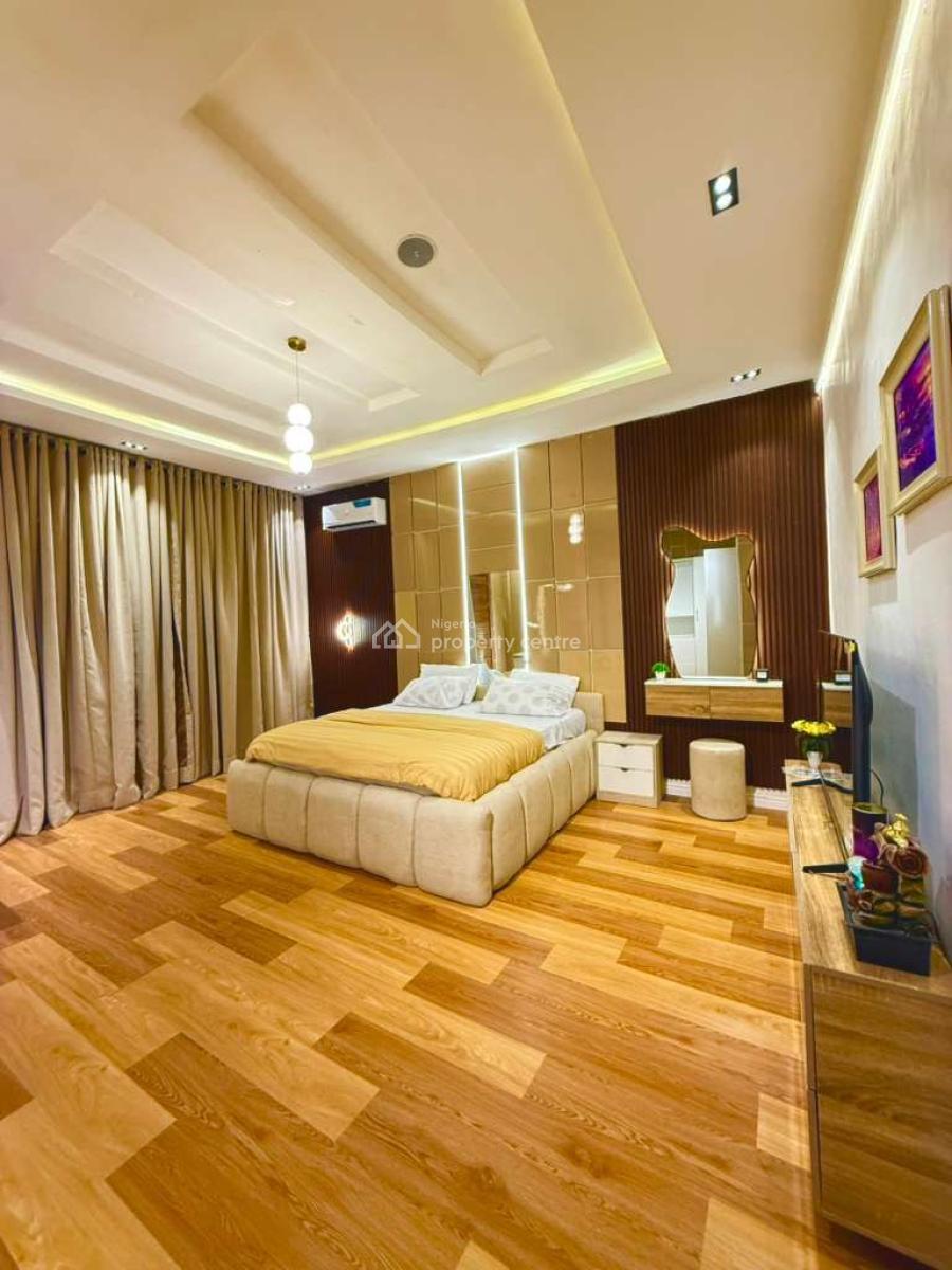 Two Bedroom with Pool,gym & Snooker, Lekki Phase 1, Lekki, Lagos, Flat / Apartment Short Let