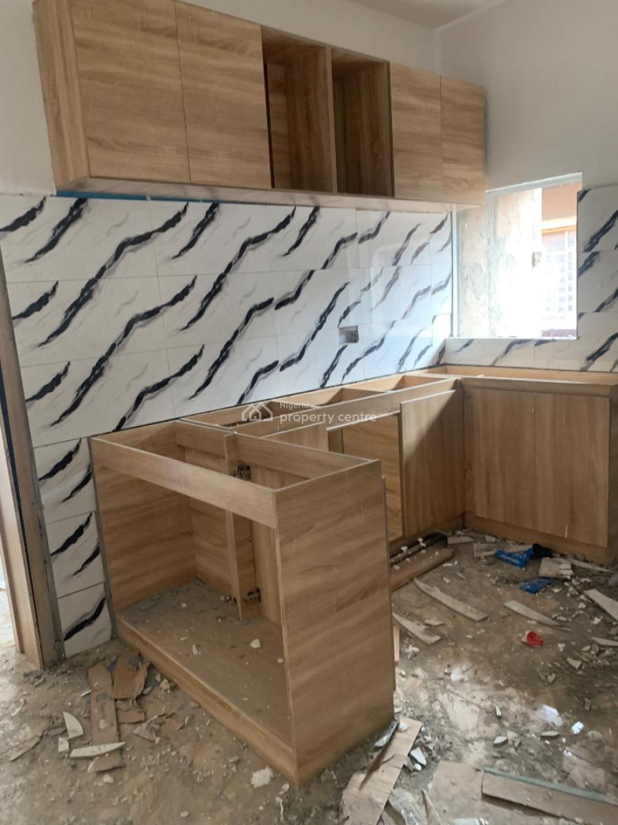 Spacious 2 Bedroom Flats, Gbagada, Lagos, Flat / Apartment for Rent