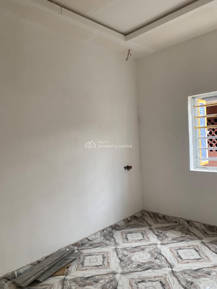 Spacious 2 Bedroom Flats, Gbagada, Lagos, Flat / Apartment for Rent