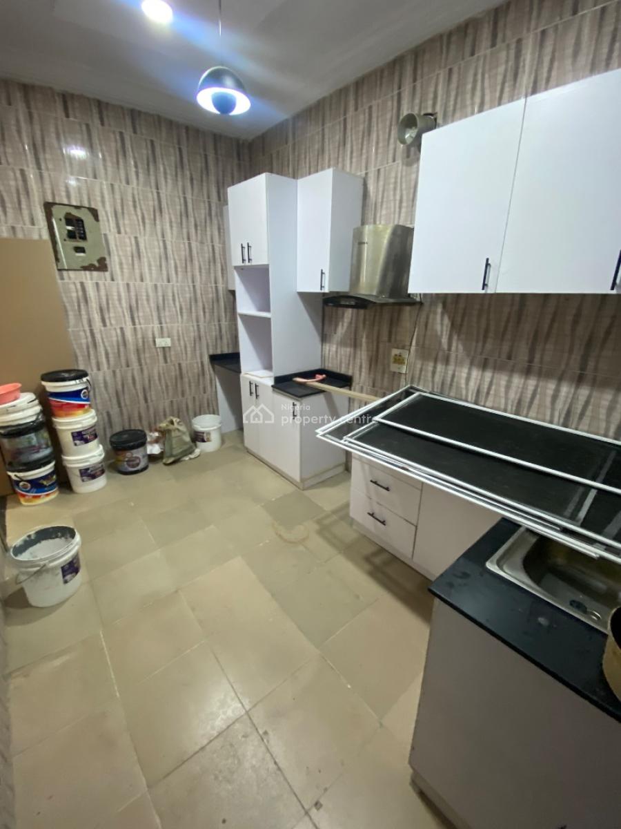 4bedroom Terrace Duplex in a Prime Estate with Personal Compound, Lekki County, Ikota, Lekki, Lagos, Terraced Duplex for Rent