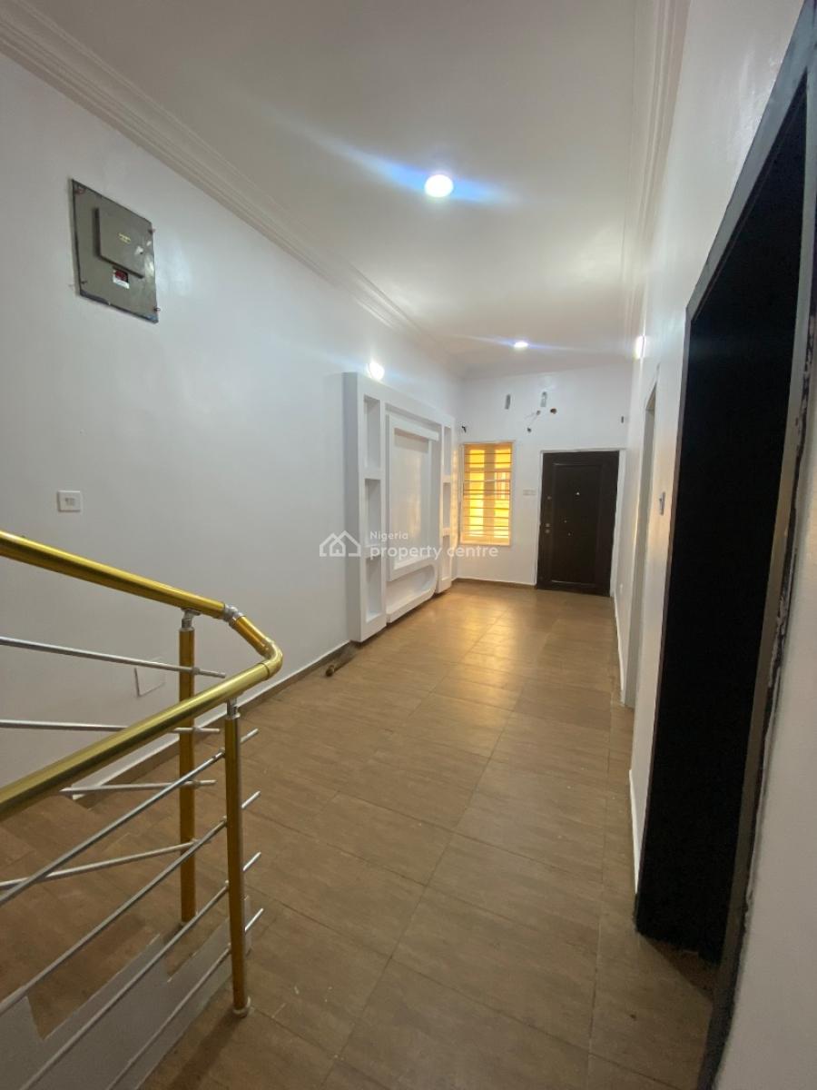 4bedroom Terrace Duplex in a Prime Estate with Personal Compound, Lekki County, Ikota, Lekki, Lagos, Terraced Duplex for Rent