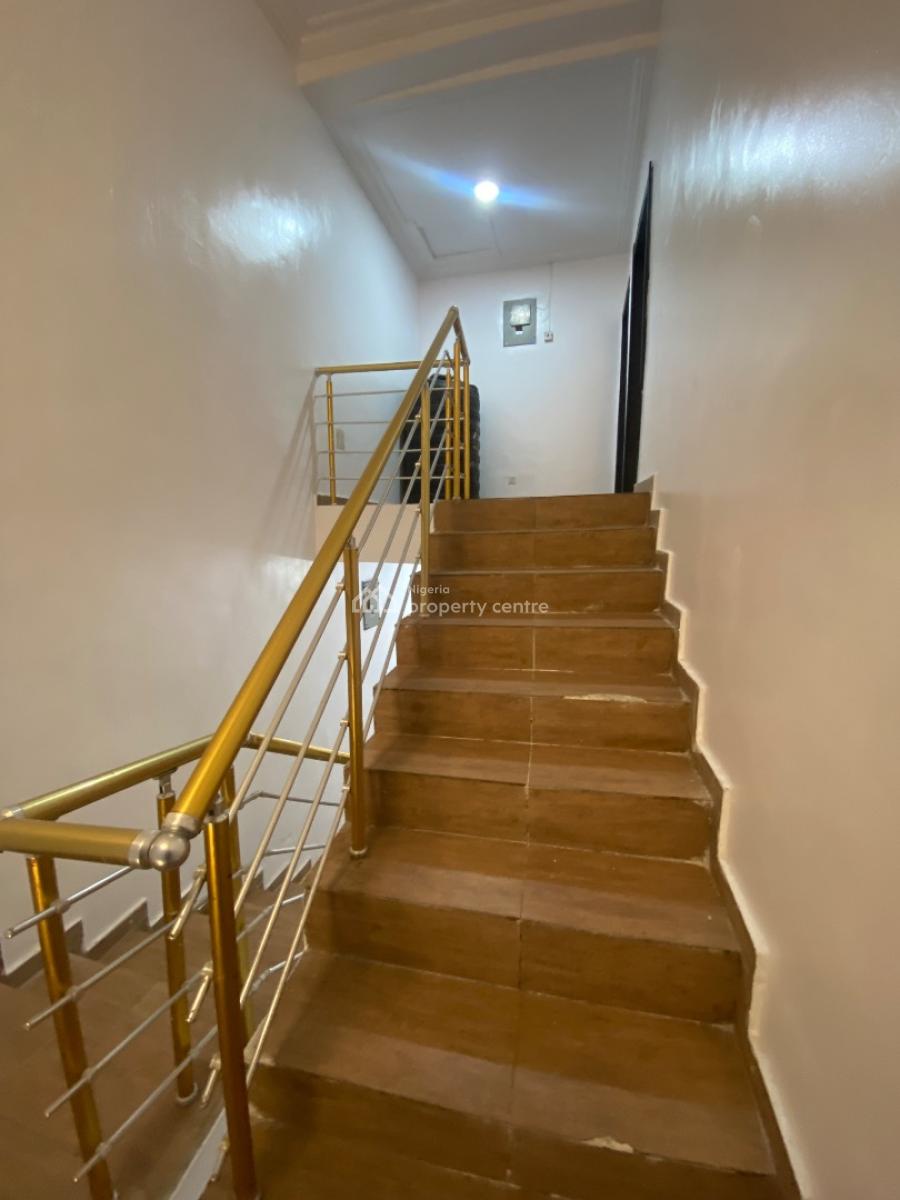 4bedroom Terrace Duplex in a Prime Estate with Personal Compound, Lekki County, Ikota, Lekki, Lagos, Terraced Duplex for Rent
