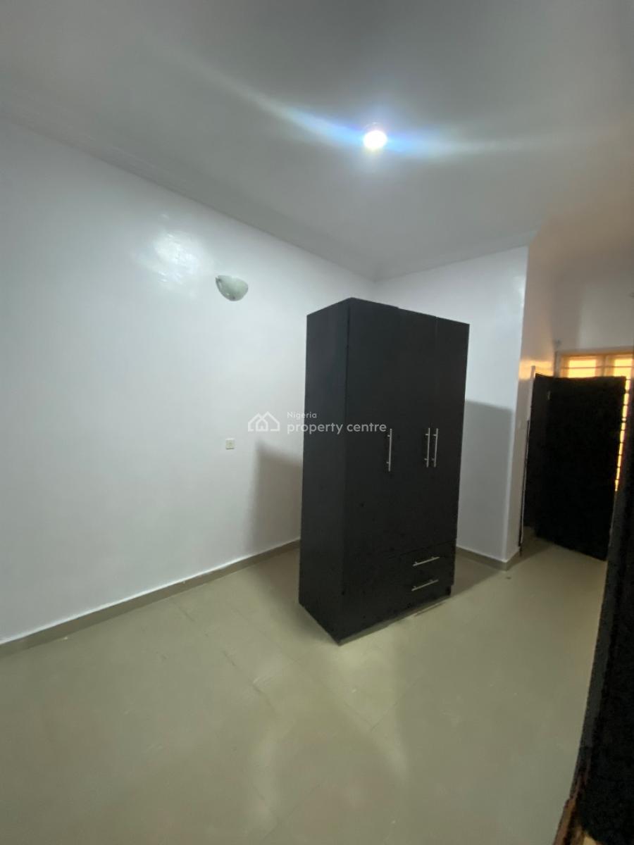 4bedroom Terrace Duplex in a Prime Estate with Personal Compound, Lekki County, Ikota, Lekki, Lagos, Terraced Duplex for Rent