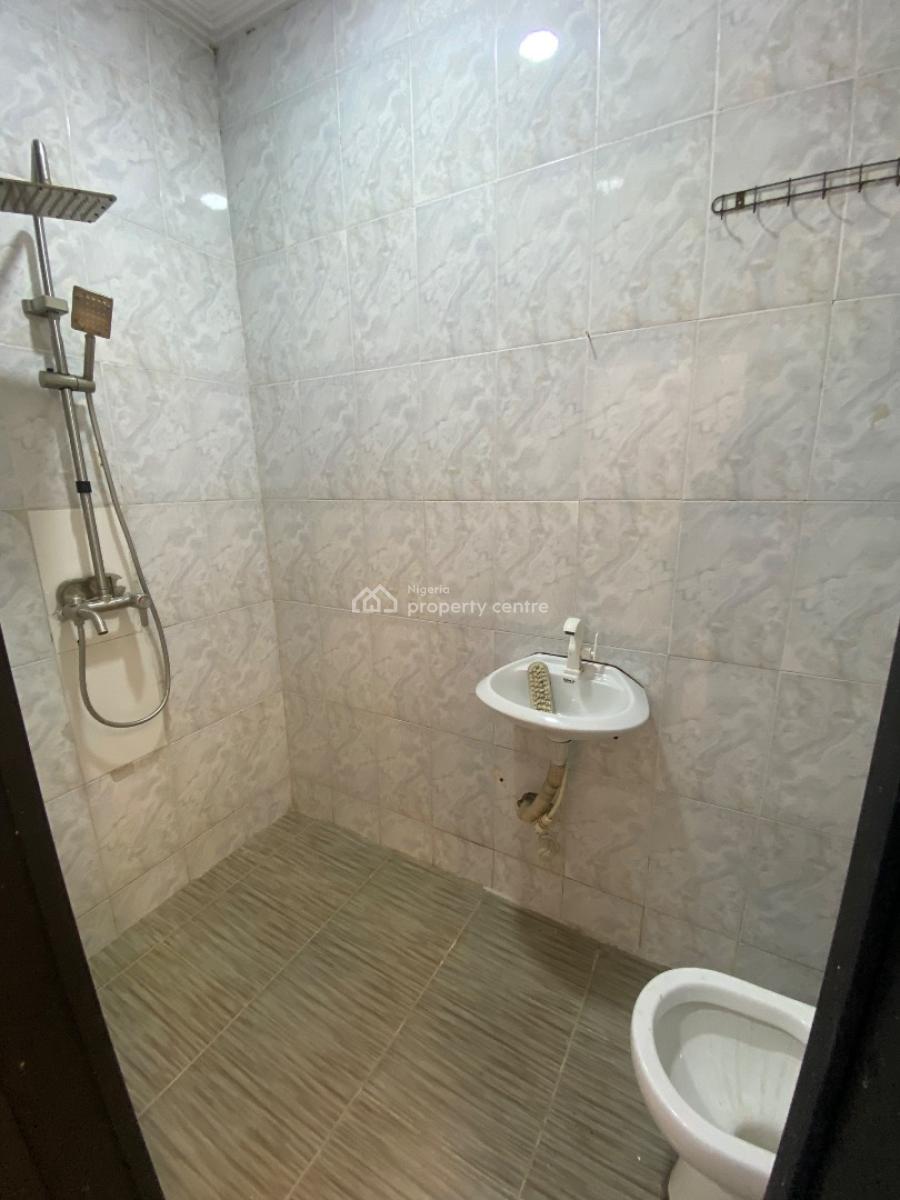 4bedroom Terrace Duplex in a Prime Estate with Personal Compound, Lekki County, Ikota, Lekki, Lagos, Terraced Duplex for Rent