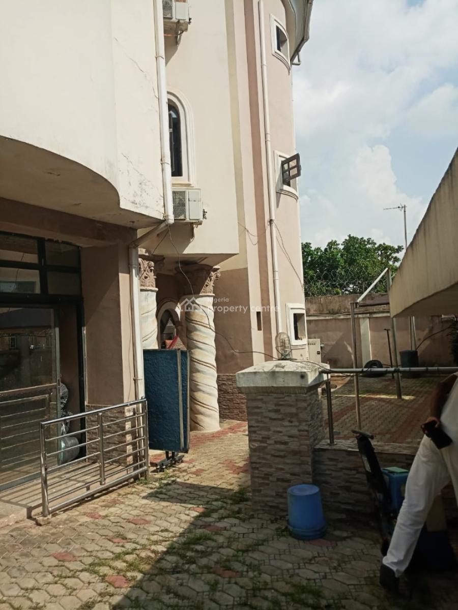 6 Bedroom and Three Lounge, Arab, Utako, Abuja, Detached Duplex for Rent