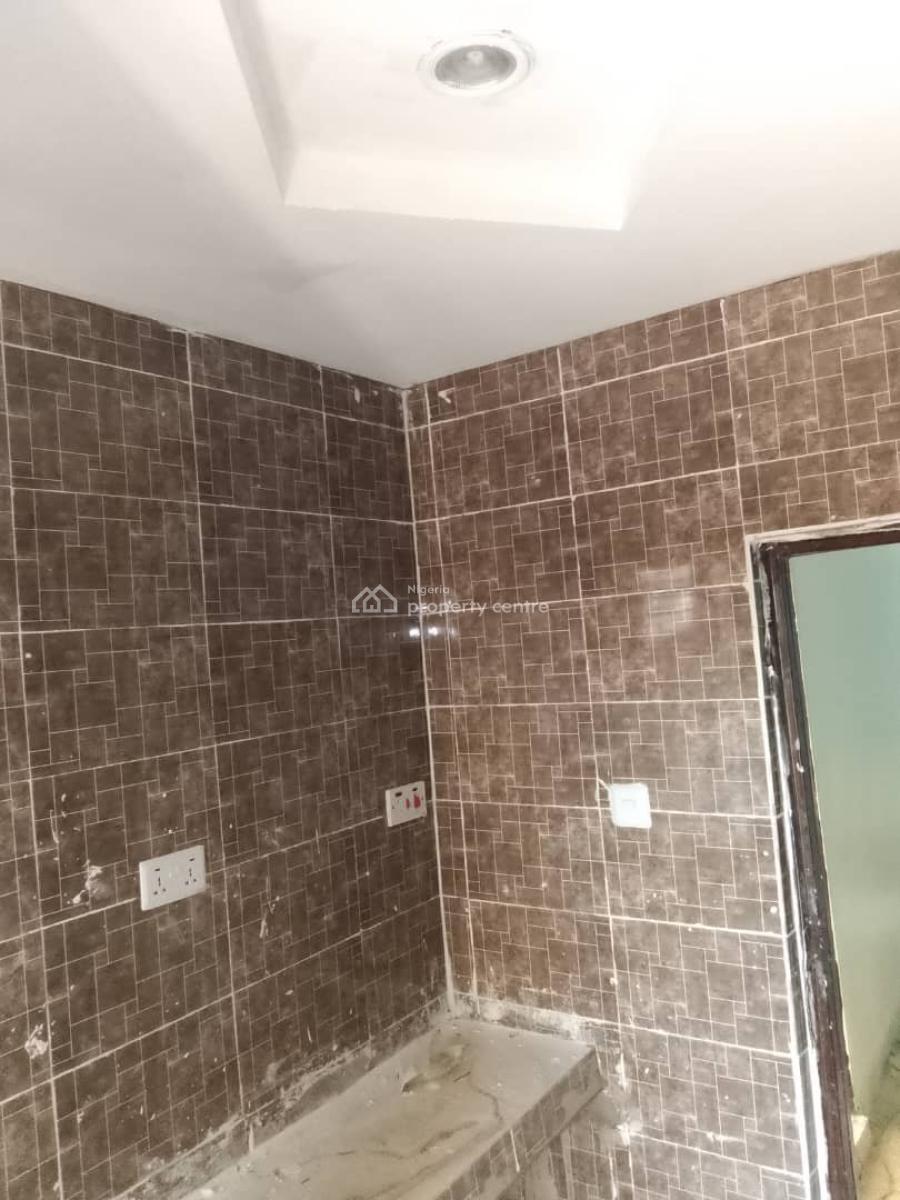 Newly Built 2 Bedrooms Flat Ensuite Rooms Visitor Toilet Prepaid Pop, Off Kilo Busto, Surulere, Lagos, Flat / Apartment for Rent