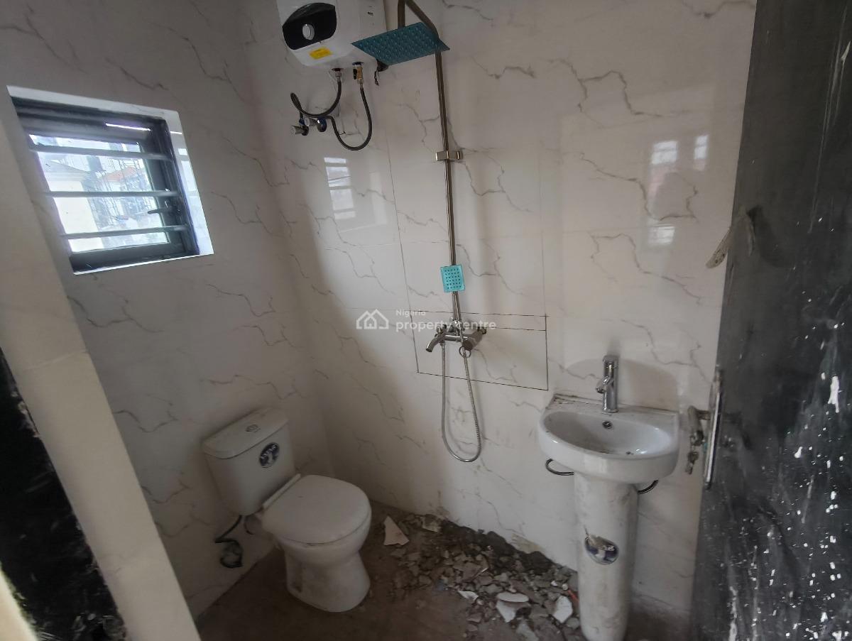 Newly Built One Bedroom, Naf Valley Estate, Asokoro District, Abuja, Flat / Apartment for Rent