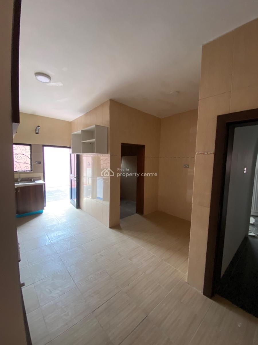 Self Serviced 5 Bedroom Semidetached Duplex with 2 Bq, Office Space & Selfcon, Lekki County, Ikota, Lekki, Lagos, Semi-detached Duplex for Rent