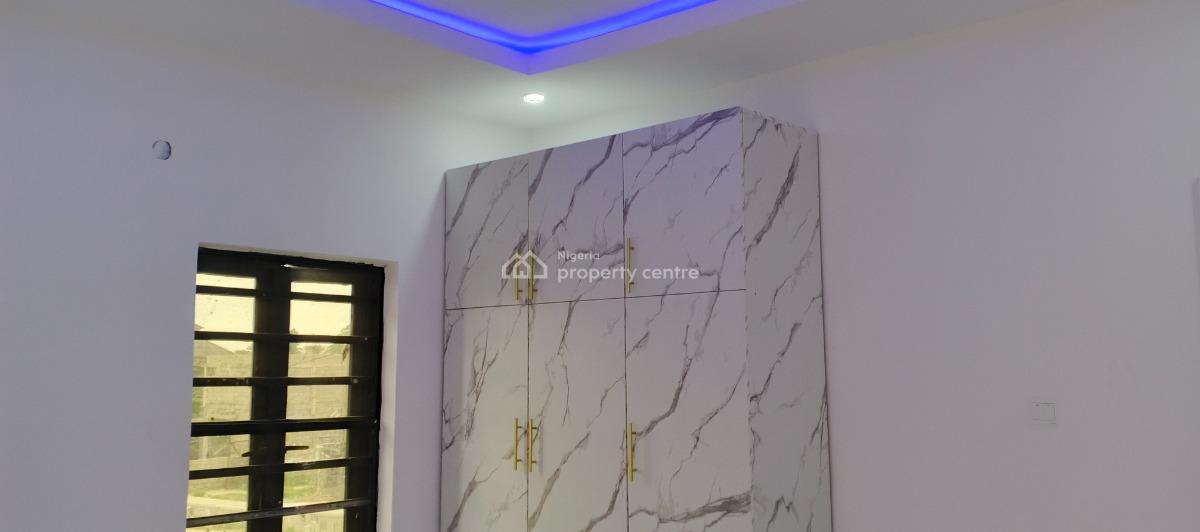 Newly Built 2 Bedroom Flat Apartment, Golf Road, Lakowe, Ibeju Lekki, Lagos, Flat / Apartment for Rent