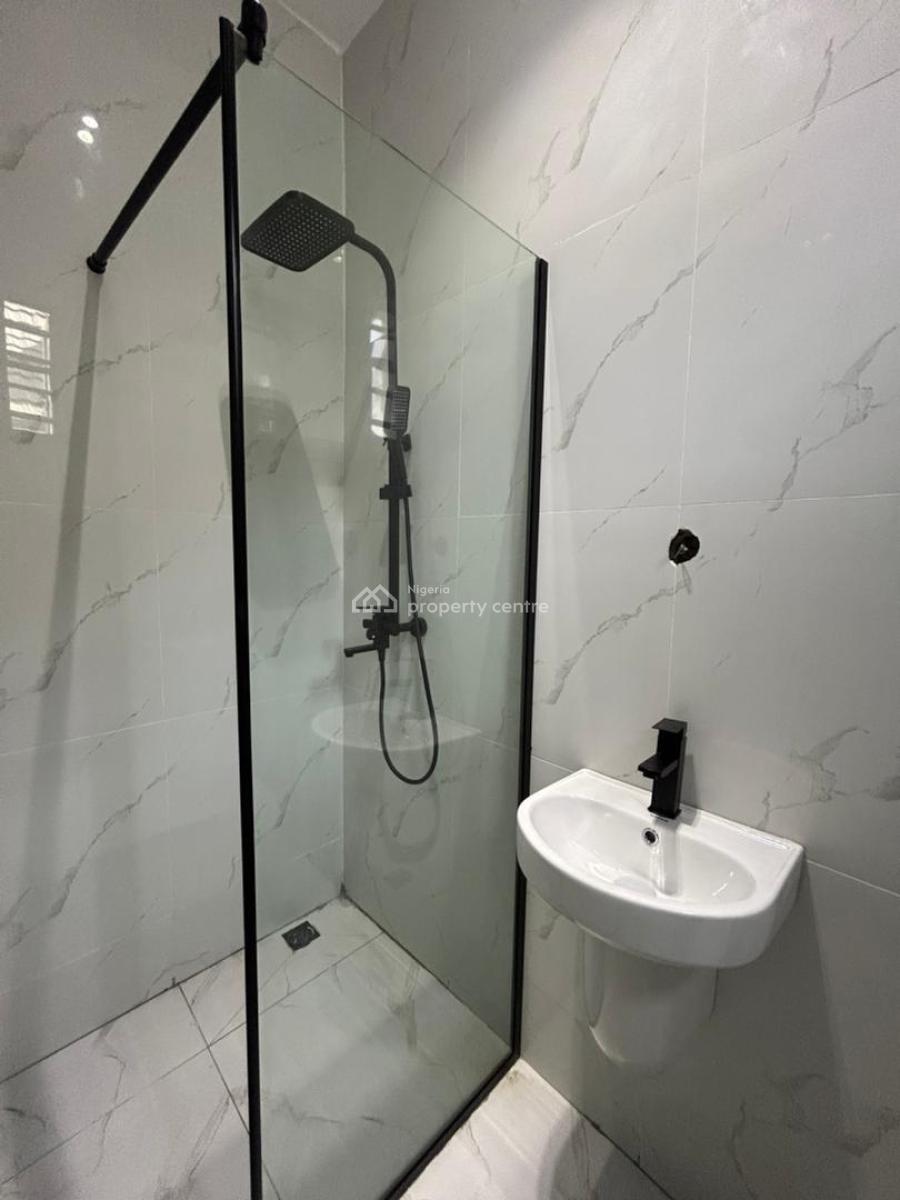 2 Bedroom Apartment in Ikate, Ikate, Lekki, Lagos, Flat / Apartment for Sale