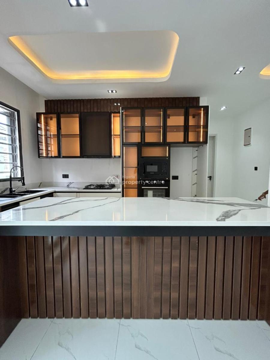 2 Bedroom Apartment in Ikate, Ikate, Lekki, Lagos, Flat / Apartment for Sale