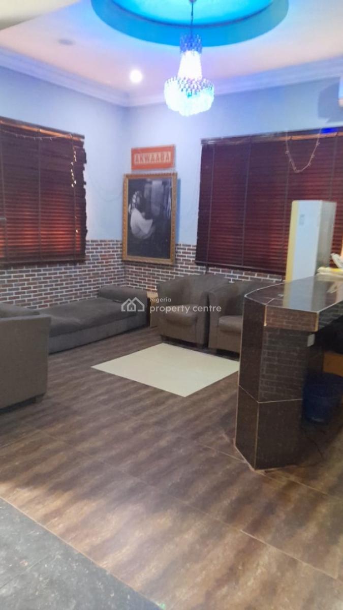 Hotel Cum Hostel, Ogunbado, Iseyin, Oyo, Hotel / Guest House for Sale