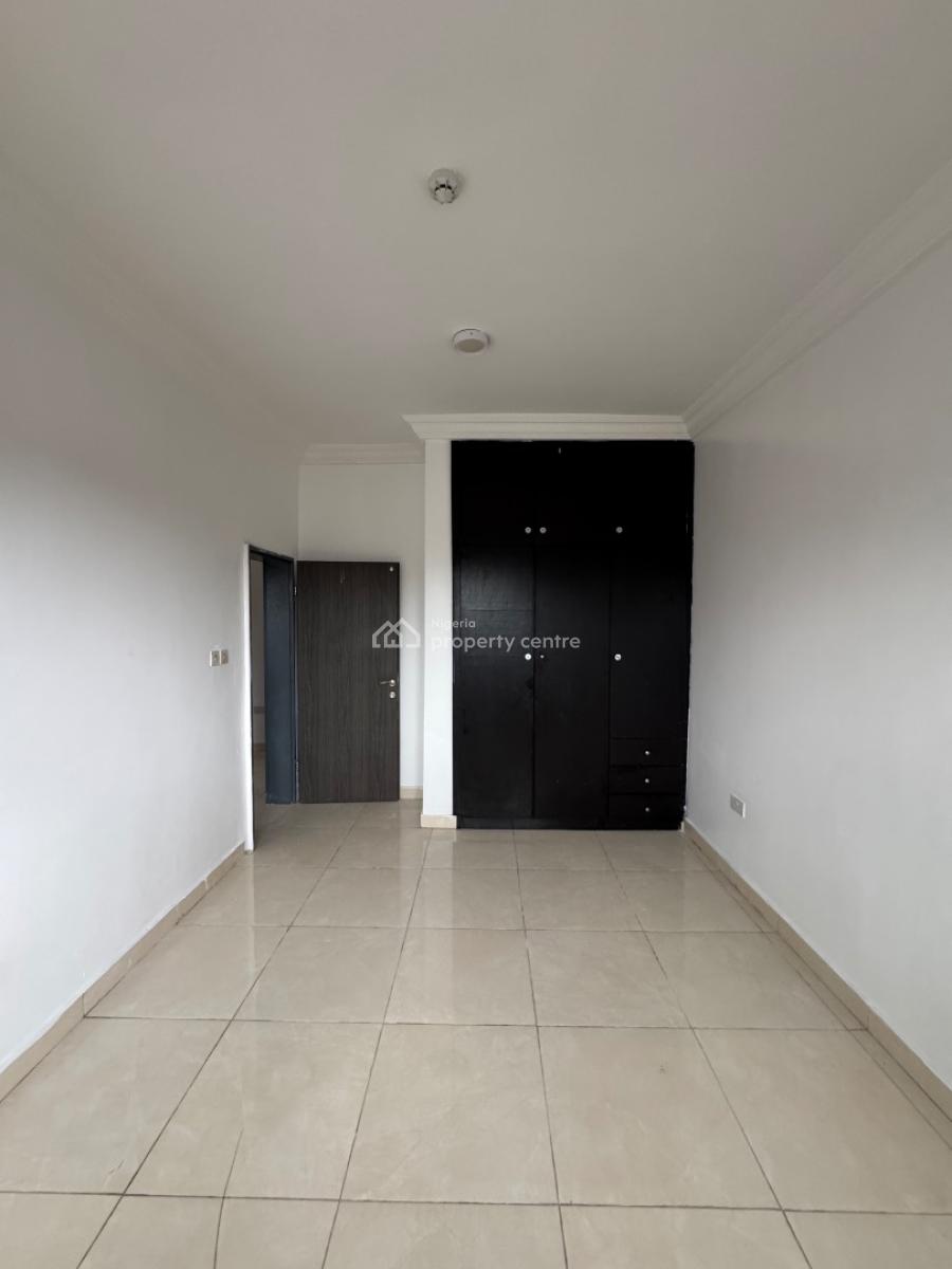 𝐖𝐄𝐋𝐋 𝐌𝐀𝐈𝐍𝐓𝐀𝐈𝐍𝐄𝐃 3 𝐁𝐄𝐃𝐑𝐎𝐎𝐌 𝐀𝐏𝐀𝐑𝐓𝐌𝐄𝐍𝐓, Chevron, Lekki, Lekki Phase 2, Lekki, Lagos, Flat / Apartment for Rent