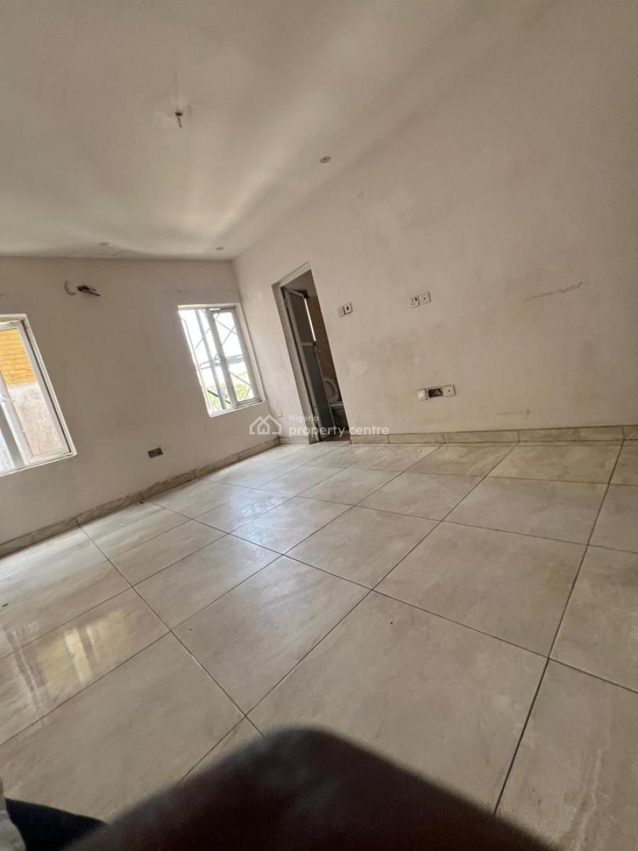 Serviced 2bedroom Flat on Adebayo Doherty Road Lekki, on Adebayo Doherty Road Lekki Phase 1., Lekki Phase 1, Lekki, Lagos, House for Rent