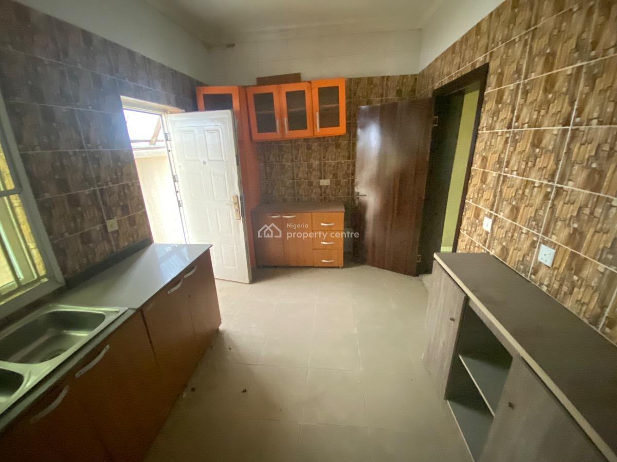 4-bedroom Detached House with 1-room Boys Quarters, Thomas Estate, Ajah, Lagos, Detached Duplex for Sale