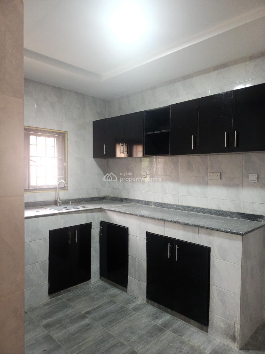 Neat 2 Bedroom Block of Flat, Area 2, Garki, Abuja, Flat / Apartment for Rent