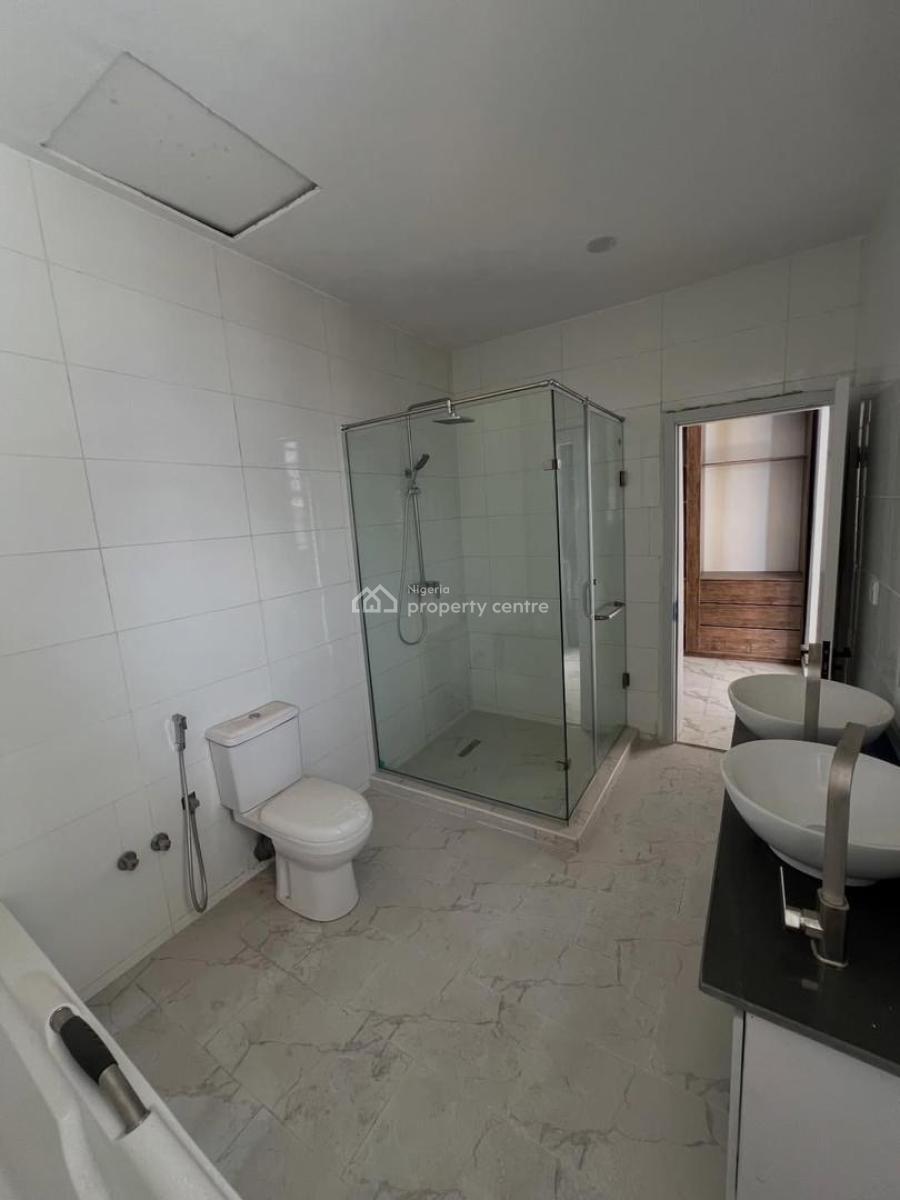 Exquisite 4 Bedroom Semi-detached Duplex with Bq, Ologolo, Lekki, Lagos, Semi-detached Duplex for Rent