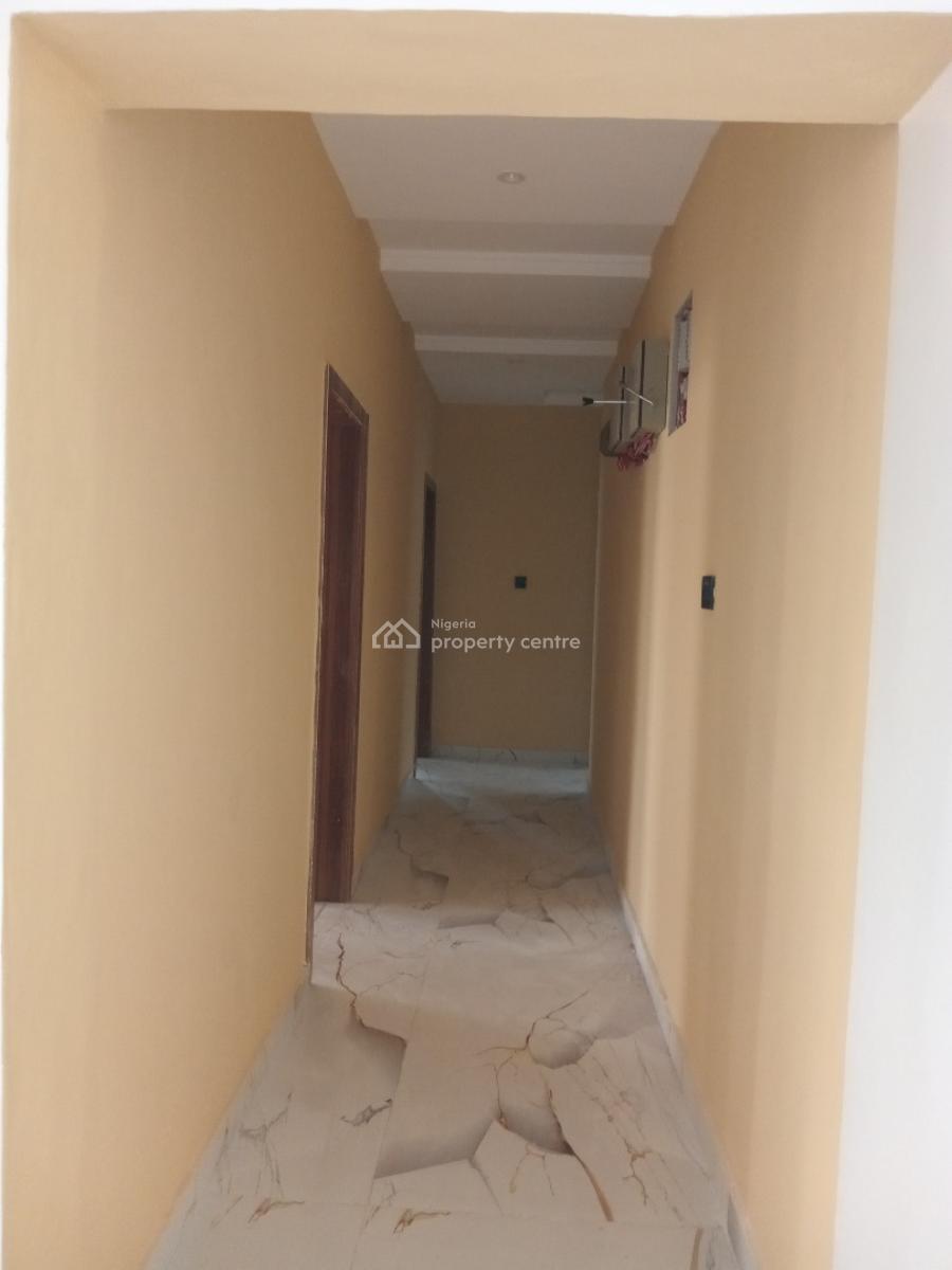 Spacious 3 Bedroom Flat Upstairs, Sangotedo, Ajah, Lagos, Flat / Apartment for Rent