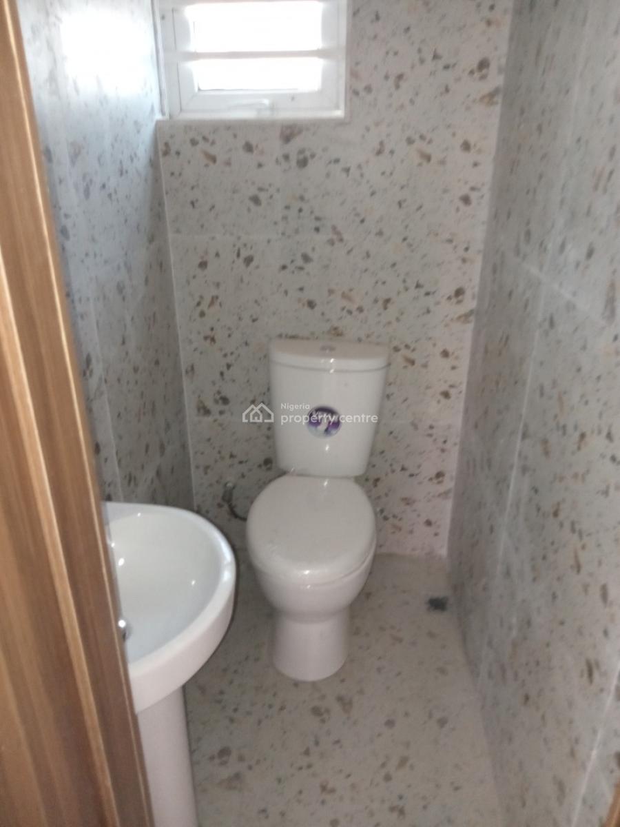 Spacious 3 Bedroom Flat Upstairs, Sangotedo, Ajah, Lagos, Flat / Apartment for Rent