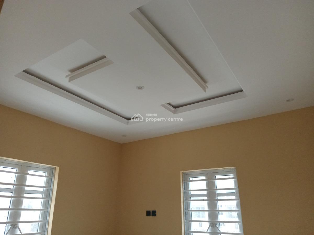 Spacious 3 Bedroom Flat Upstairs, Sangotedo, Ajah, Lagos, Flat / Apartment for Rent