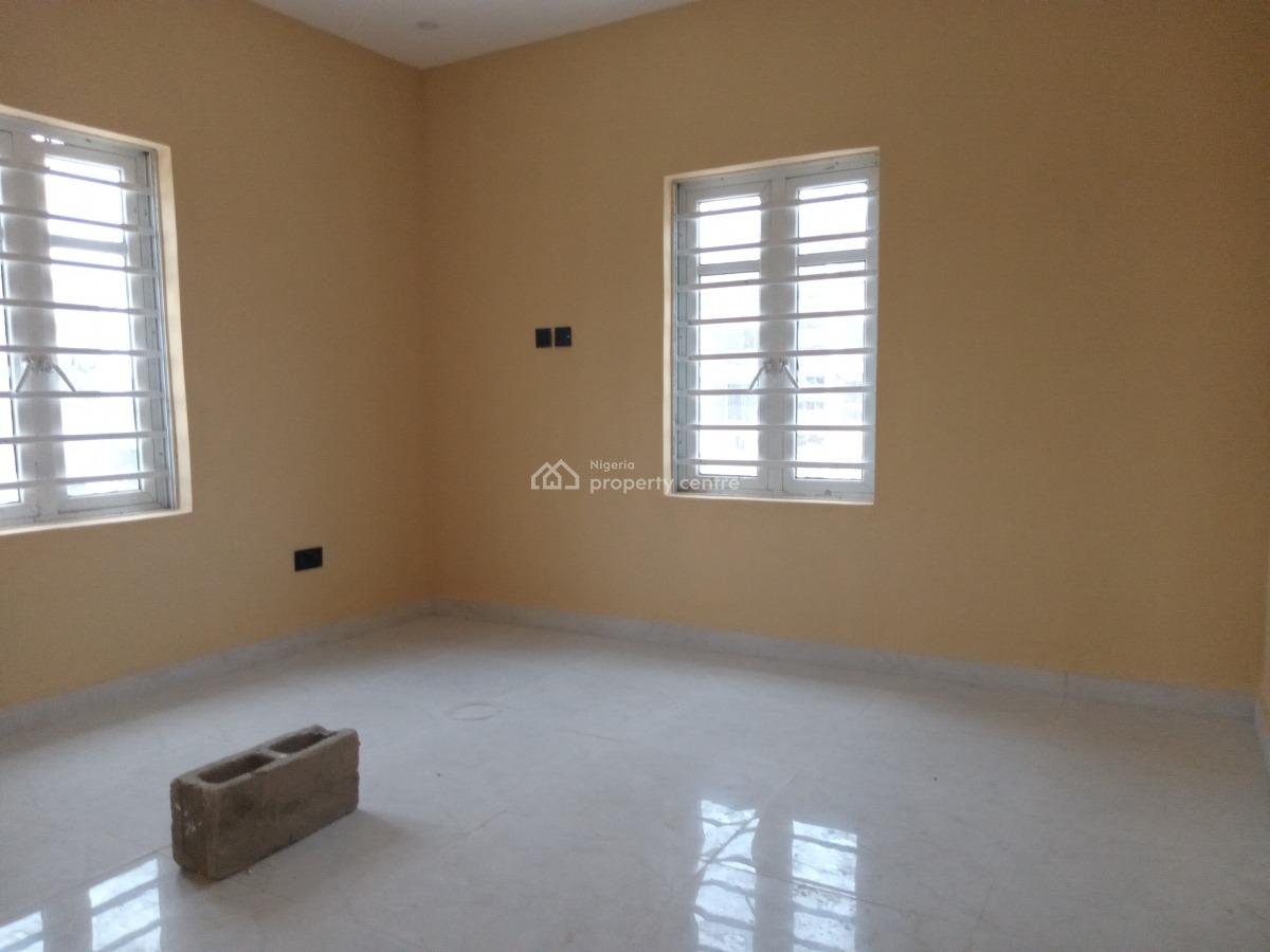 Spacious 3 Bedroom Flat Upstairs, Sangotedo, Ajah, Lagos, Flat / Apartment for Rent