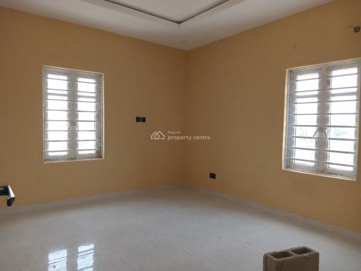 Spacious 3 Bedroom Flat Upstairs, Sangotedo, Ajah, Lagos, Flat / Apartment for Rent