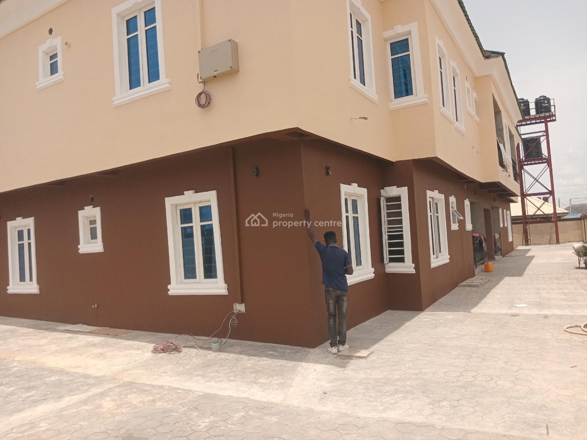 Spacious 3 Bedroom Flat Upstairs, Sangotedo, Ajah, Lagos, Flat / Apartment for Rent