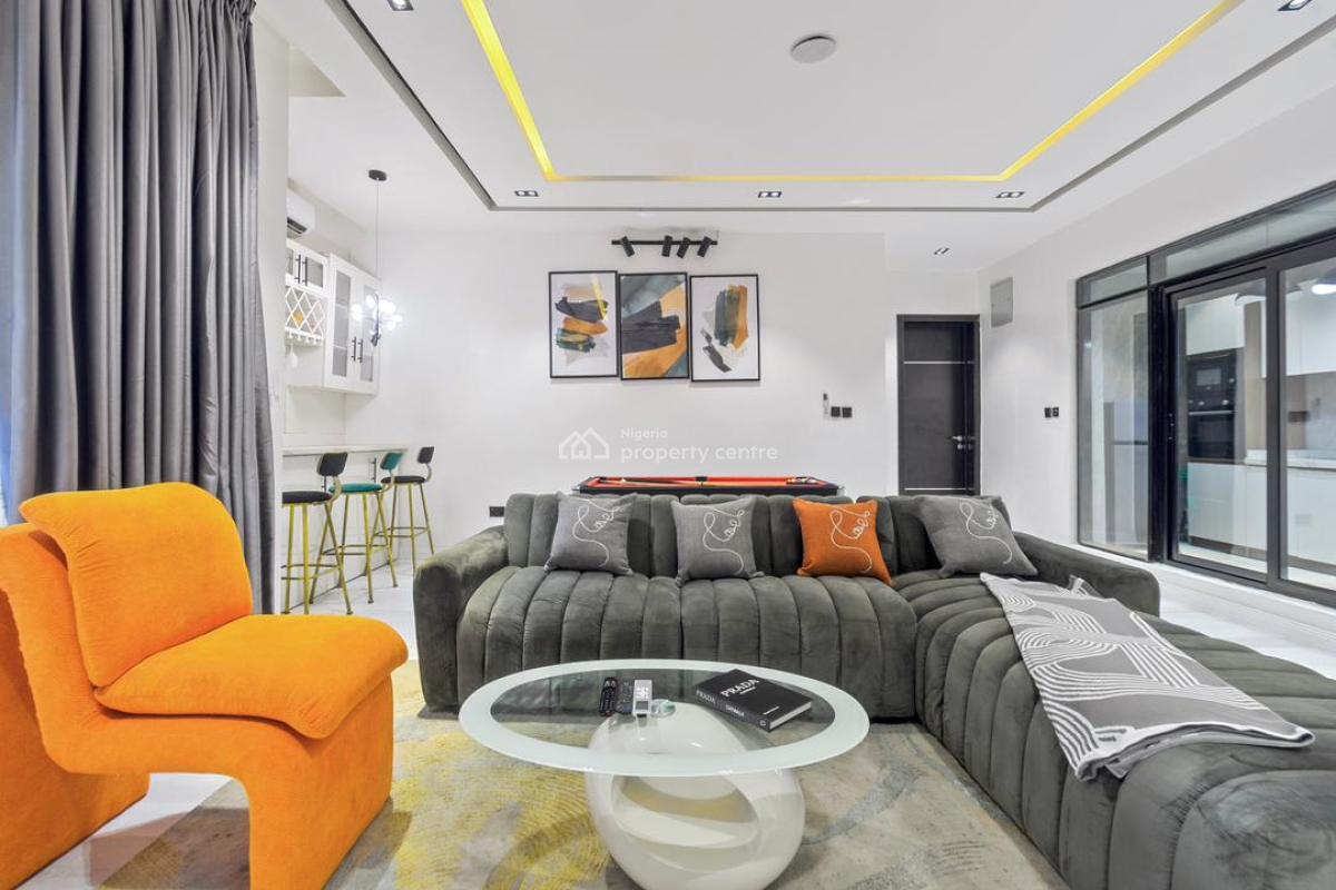 Luxury and Cinematic 2bedroom Apartment with Housekeeping and Ensuite, Snooker Board,ps5,inbuilt Speakers,gym,table Tennis, Ikate, Lekki, Lagos, Flat / Apartment Short Let