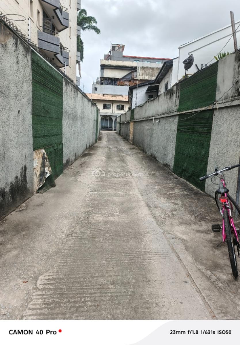 10 Bedroom Detached House for Lease with Two Rooms Bq, Off Adeoladeku Street Victoria Island Lagos, Victoria Island (vi), Lagos, Detached Duplex for Rent