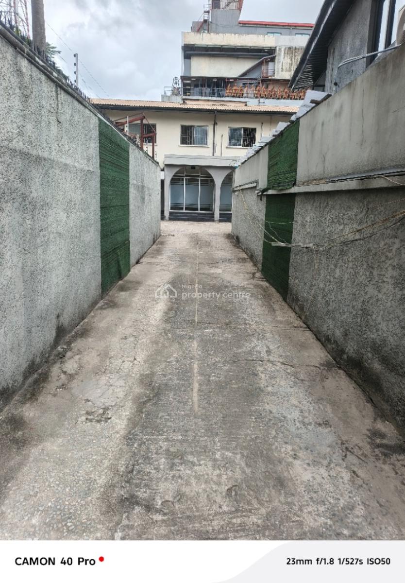 10 Bedroom Detached House for Lease with Two Rooms Bq, Off Adeoladeku Street Victoria Island Lagos, Victoria Island (vi), Lagos, Detached Duplex for Rent