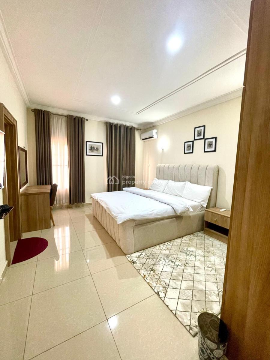 Beautiful 3 Bedroom Serviced & Furnished Apartment,acs,inverter, Serene Neighborhood Inside an Estate, Katampe Extension, Katampe, Abuja, Flat / Apartment for Rent