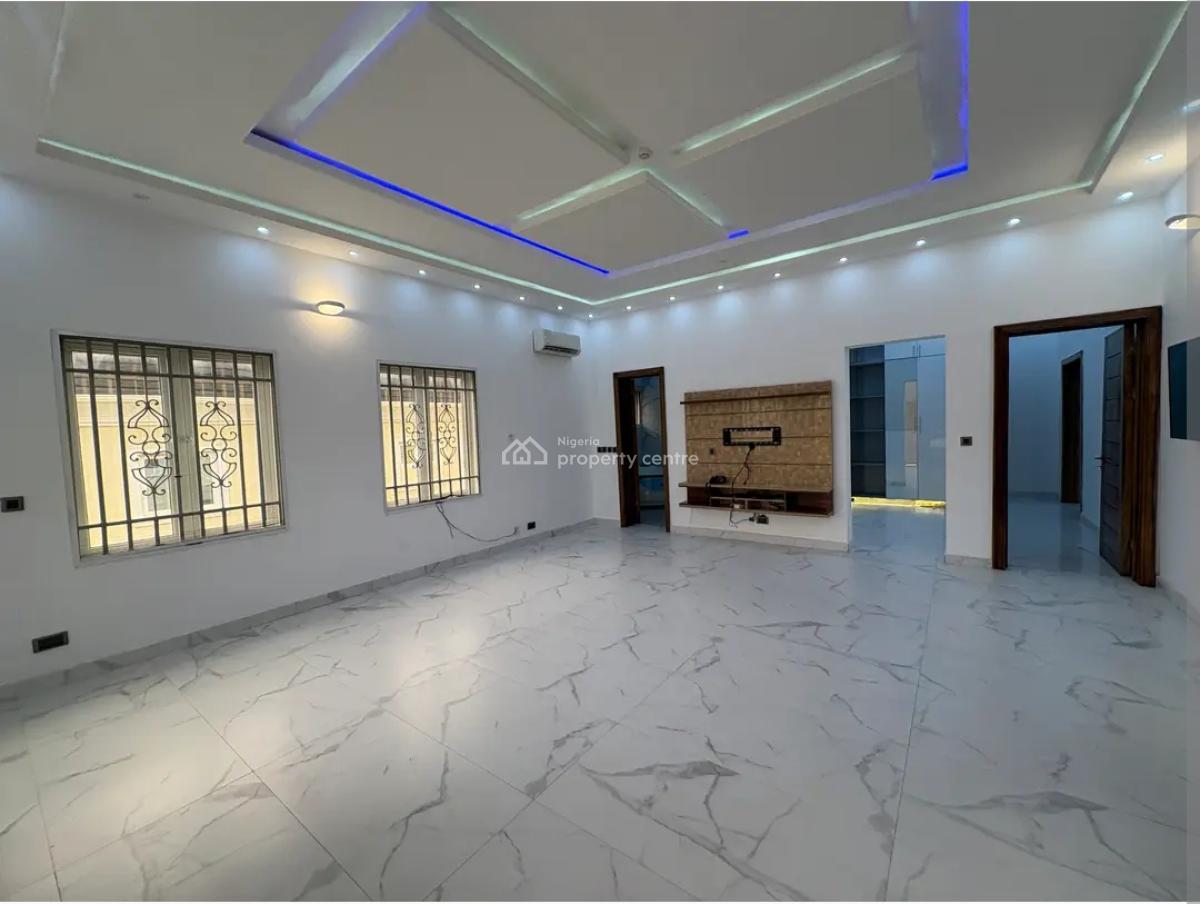 Spacious 8bedroom Duplex Within a Secured Estate, Osapa, Lekki, Lagos, Detached Duplex for Sale
