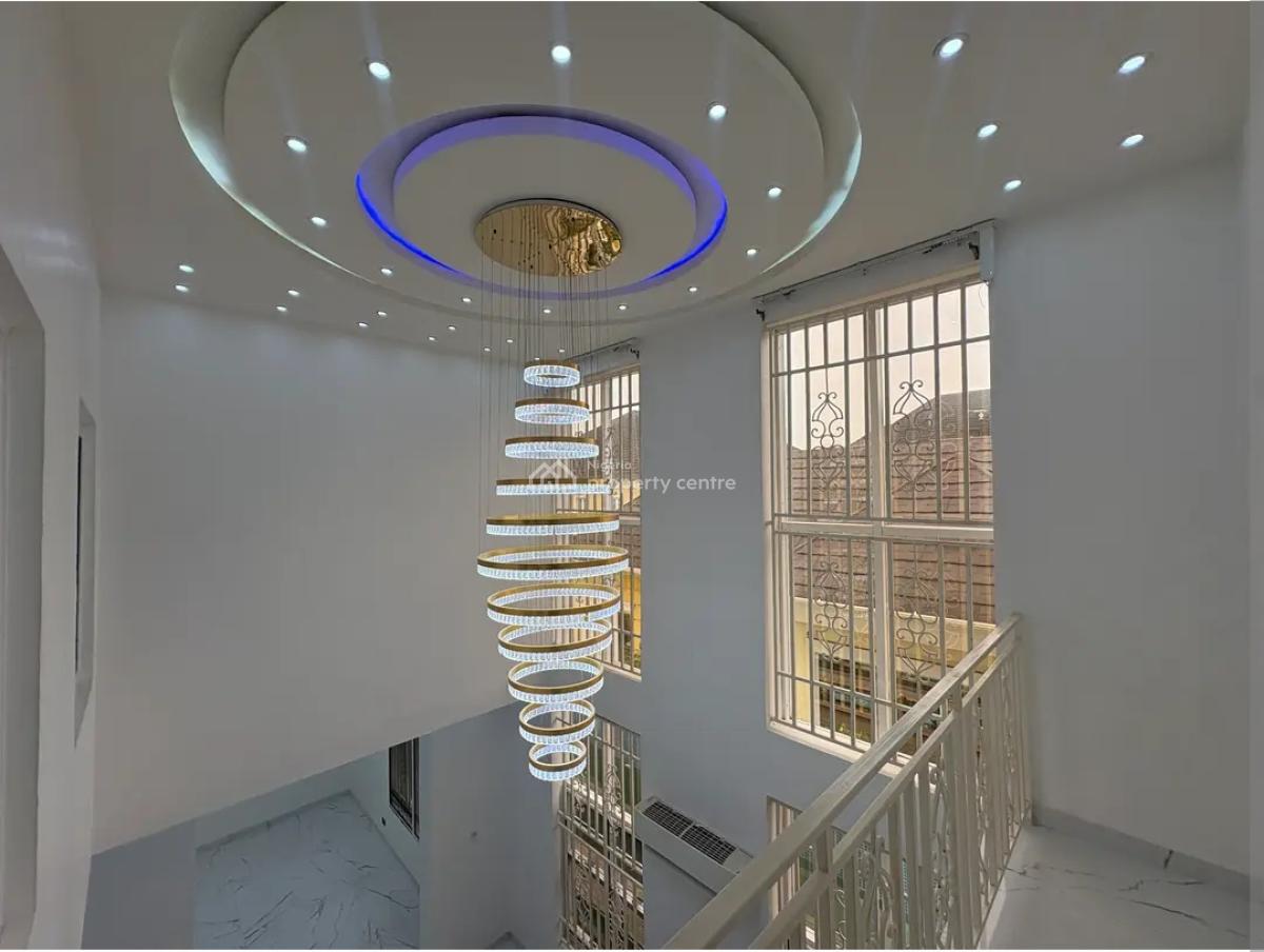 Spacious 8bedroom Duplex Within a Secured Estate, Osapa, Lekki, Lagos, Detached Duplex for Sale