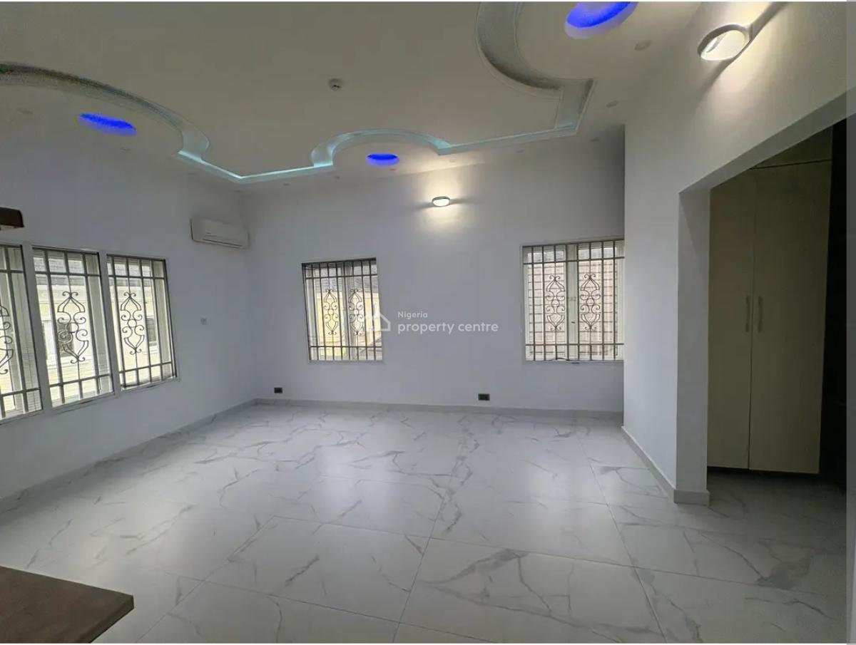 Spacious 8bedroom Duplex Within a Secured Estate, Osapa, Lekki, Lagos, Detached Duplex for Sale