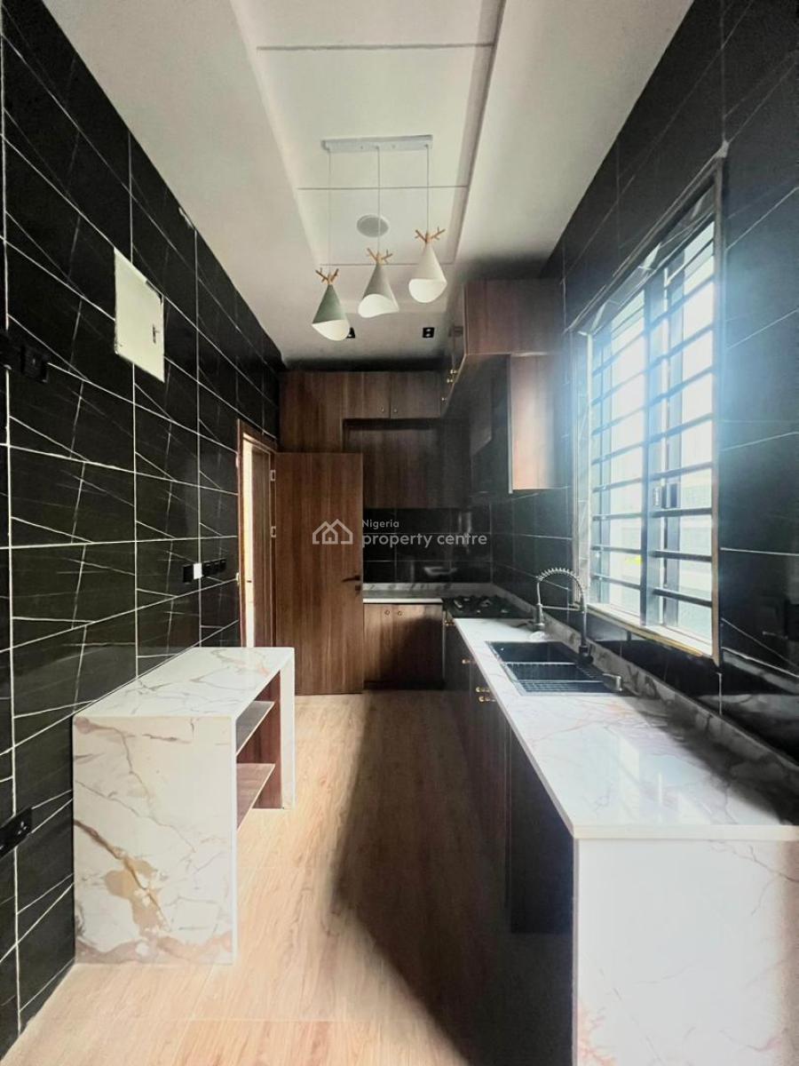 Lovely 4-bedroom Semi-detached House with Bq, Ikota, Lekki, Lagos, Semi-detached Duplex for Sale