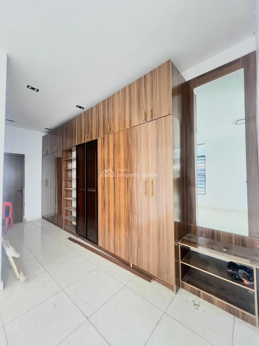 Lovely 4-bedroom Semi-detached House with Bq, Ikota, Lekki, Lagos, Semi-detached Duplex for Sale