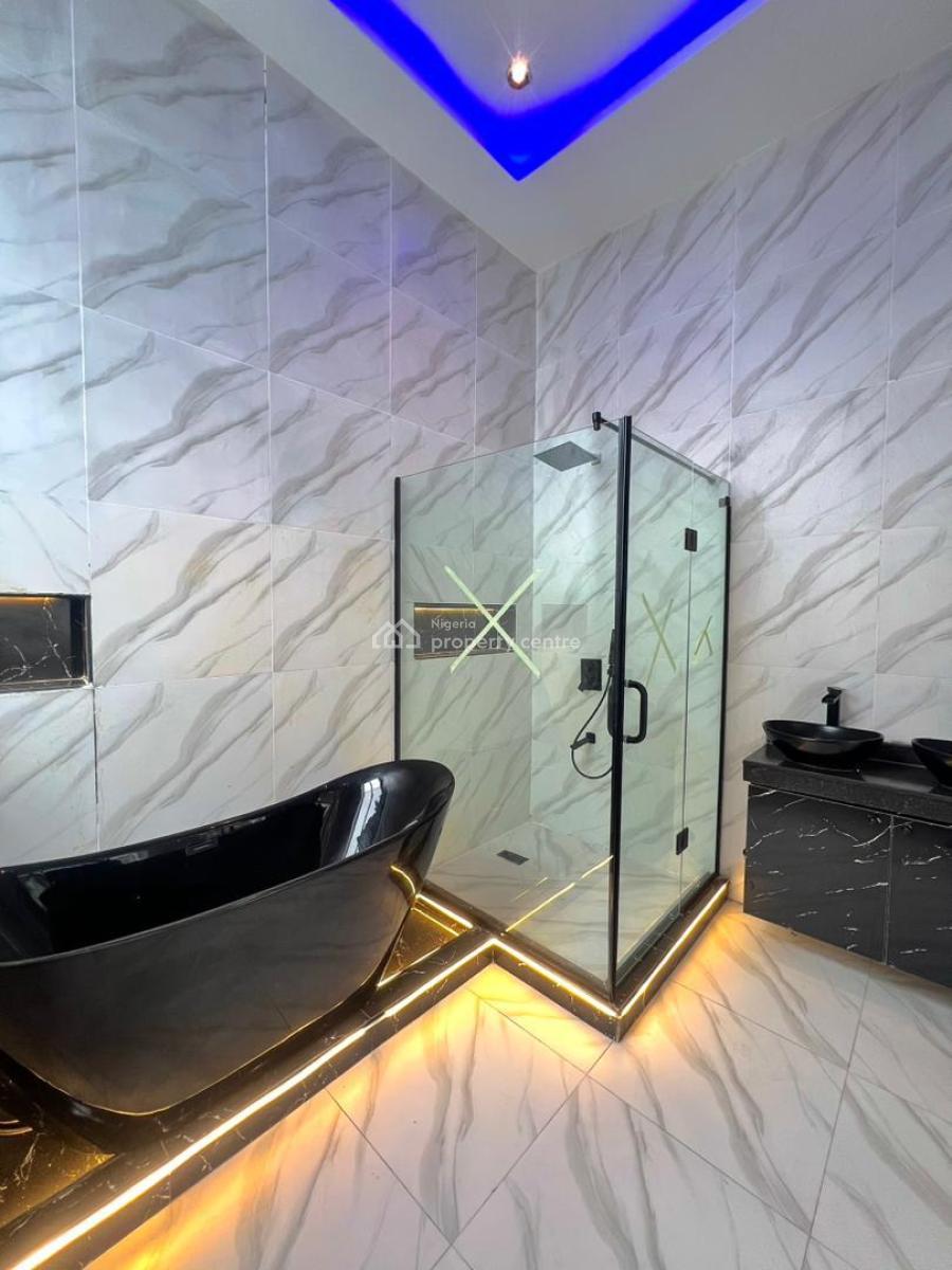 Spacious 5-bedroom Fully Detached Home W/ Bq, Pool, Chevron Toll Gate, Lekki, Lagos, Detached Duplex for Sale