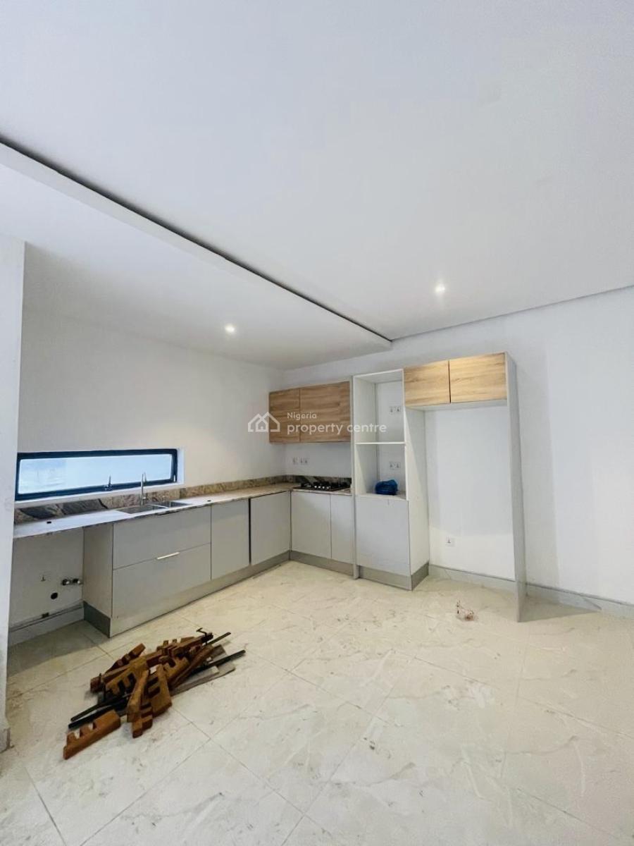 Beautifully Designed 2-bedroom Mansionette, Lekki Phase 1, Lekki, Lagos, Flat / Apartment for Sale