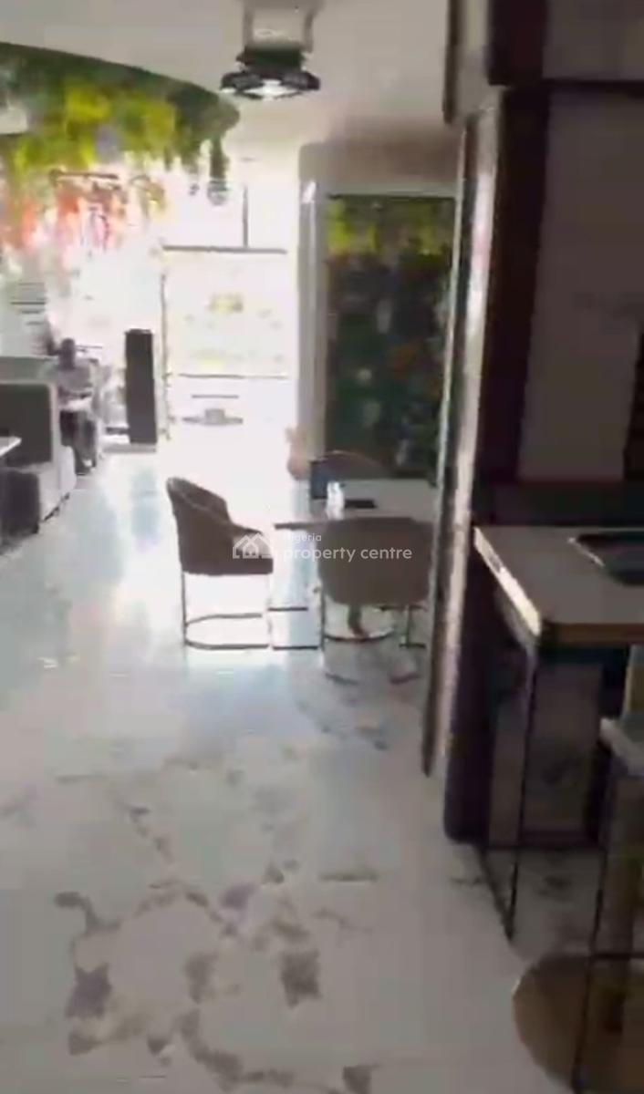 Lease: Functional Restaurant Space on Ground Floor, Wuse 2, Abuja, Restaurant / Bar for Rent