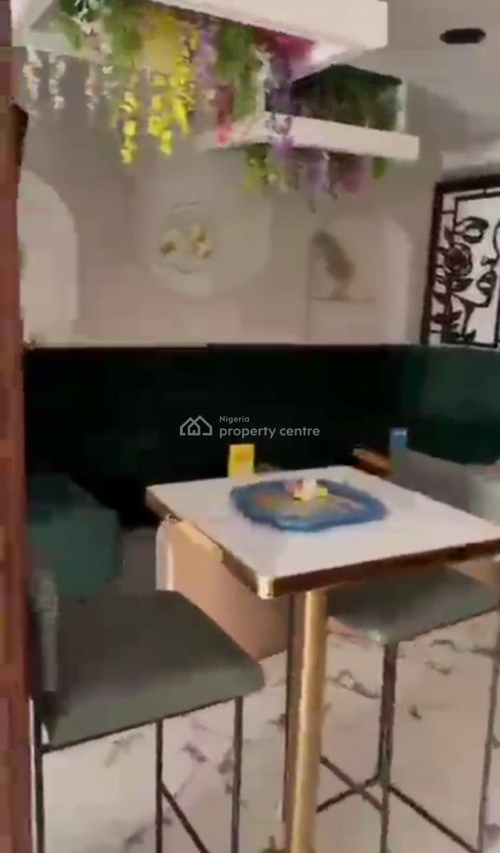 Lease: Functional Restaurant Space on Ground Floor, Wuse 2, Abuja, Restaurant / Bar for Rent