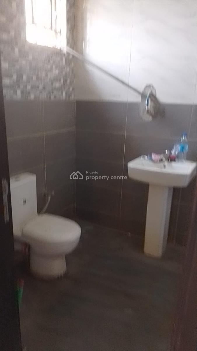 Room in a Shared Apartment, Lekki Scheme2 Abraham Adesanya, Ajah, Lagos, Self Contain (single Rooms) for Rent