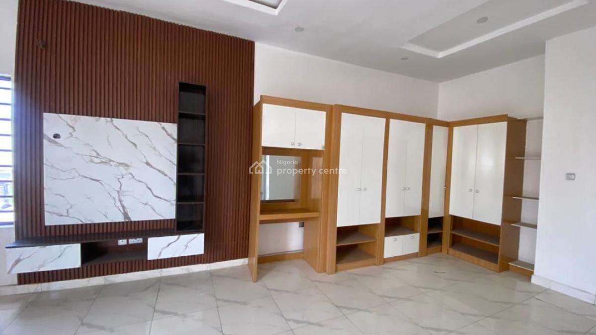 Spacious Self Coumpund with Bq & Swimming Pool., Lekki Palm City, Ajah, Lagos, Detached Duplex for Rent