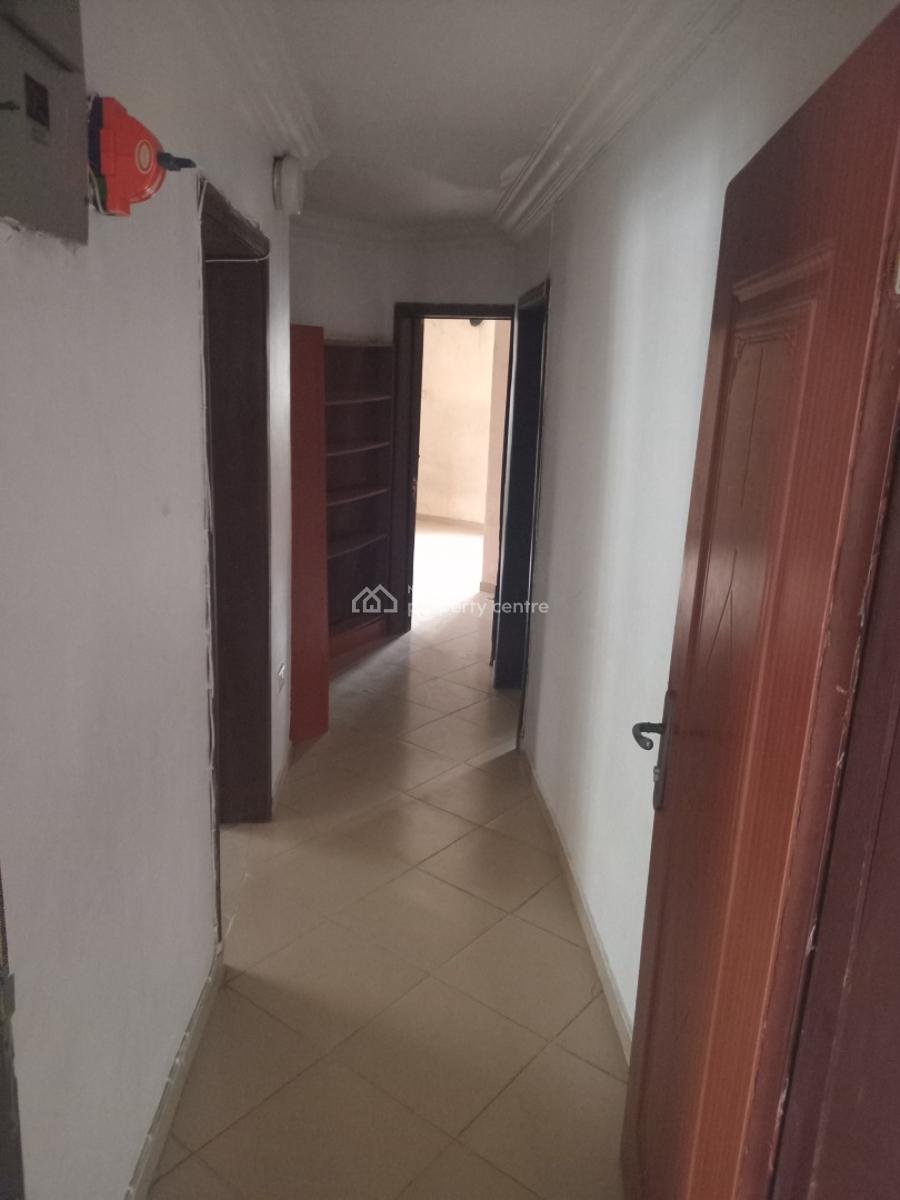 Direct - Land and Building with Enough Parking Space, Off Emma Abimbola Cole, Lekki Phase 1, Lekki, Lagos, Block of Flats for Sale