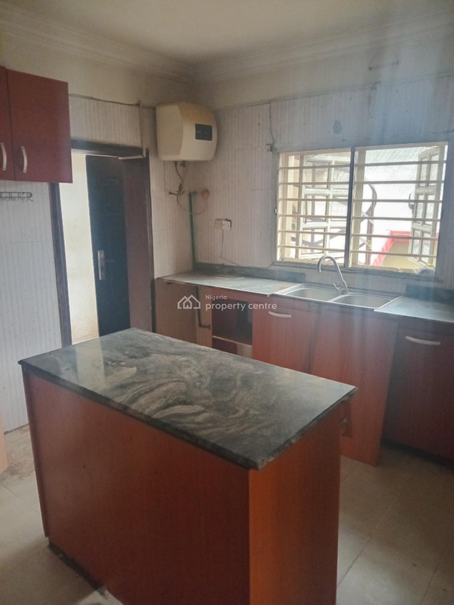 Direct - Land and Building with Enough Parking Space, Off Emma Abimbola Cole, Lekki Phase 1, Lekki, Lagos, Block of Flats for Sale