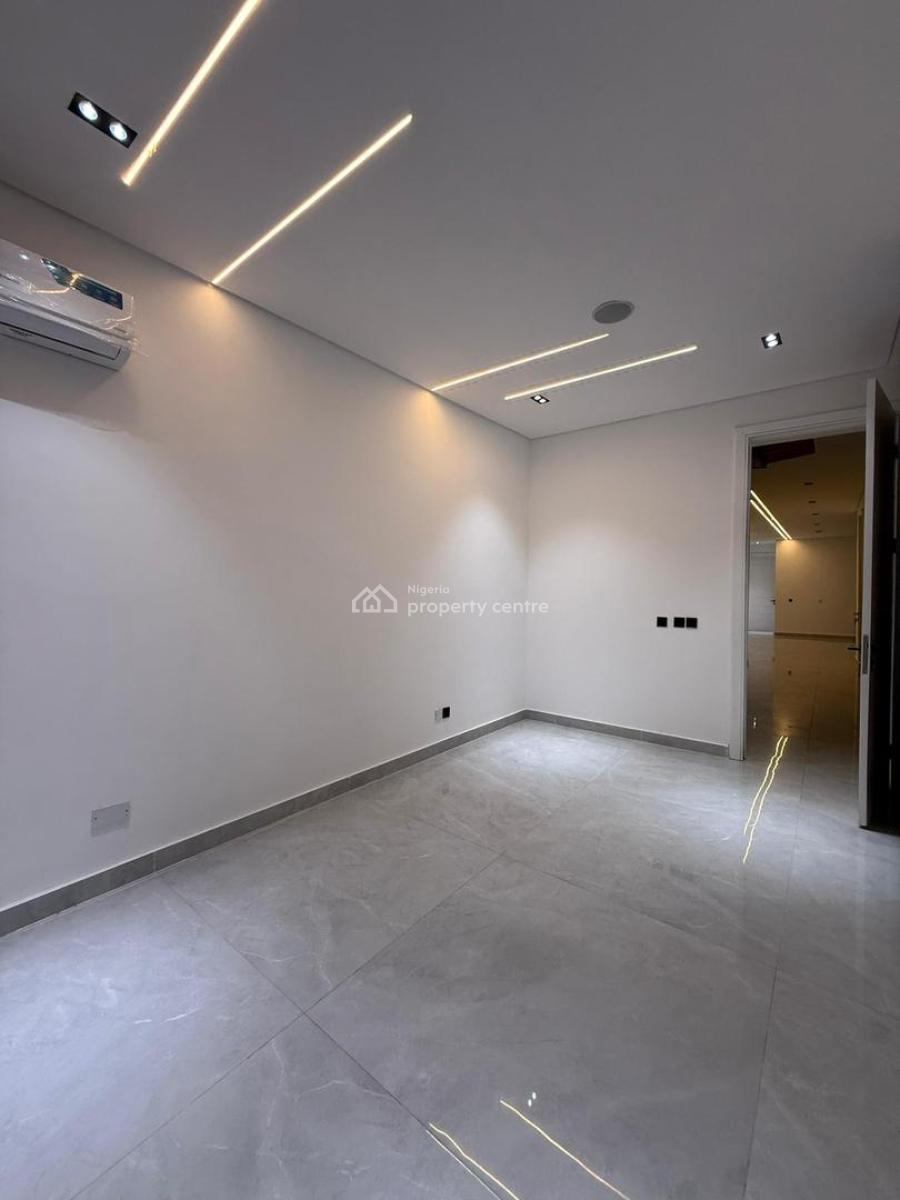 Contemporary Designed 5 Bedroom with Bq All En-suite Spacious Room, Ikate, Lekki, Lagos, Semi-detached Duplex for Sale