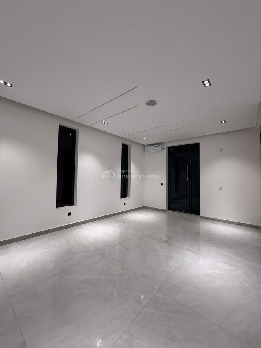 Contemporary Designed 5 Bedroom with Bq All En-suite Spacious Room, Ikate, Lekki, Lagos, Semi-detached Duplex for Sale