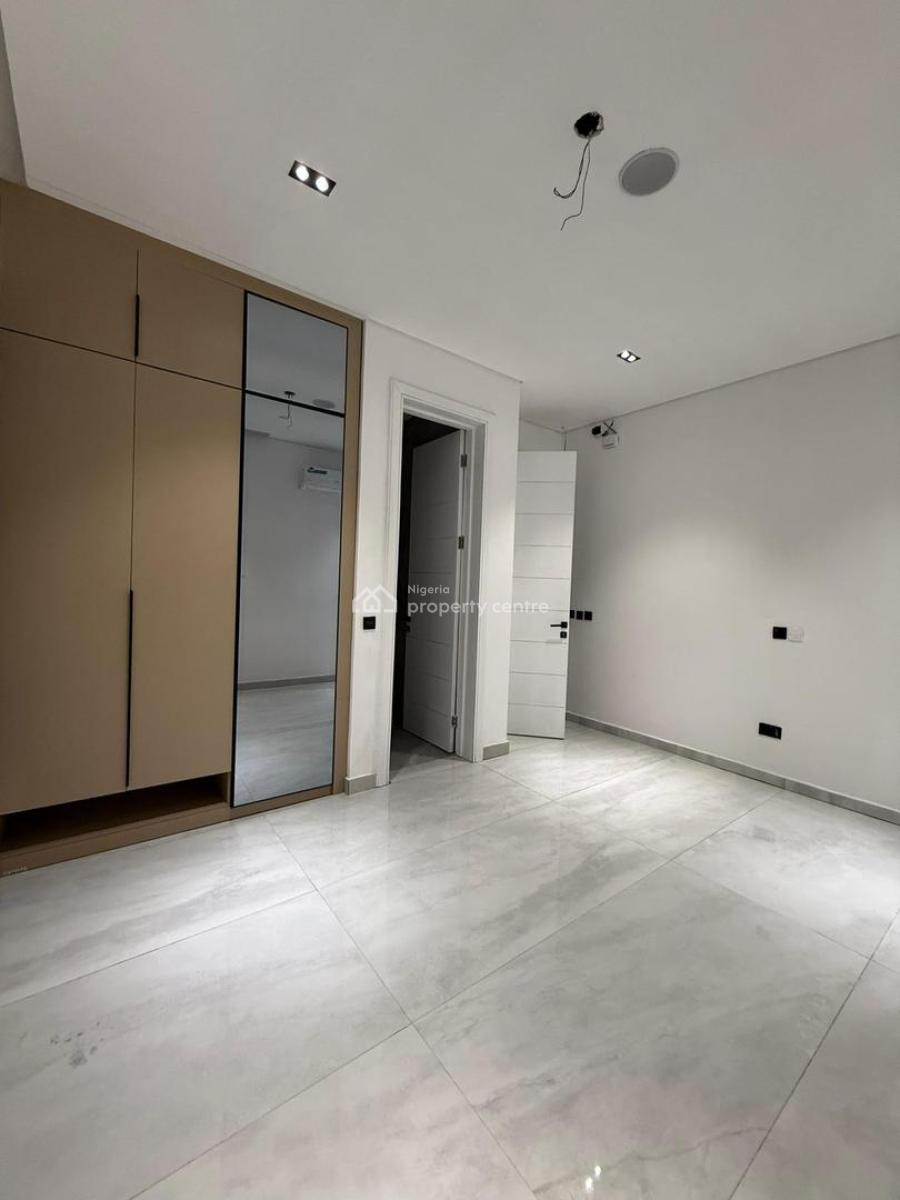 Contemporary Designed 5 Bedroom with Bq All En-suite Spacious Room, Ikate, Lekki, Lagos, Semi-detached Duplex for Sale